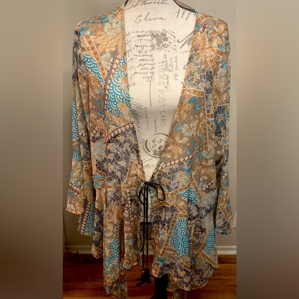 Fitted lavanya brand size 2x polyester multi color tunic